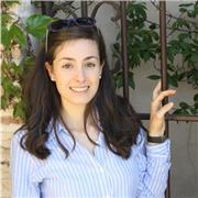 Profesora universitaria imparte clases de Fisiología Humana y Farmacología